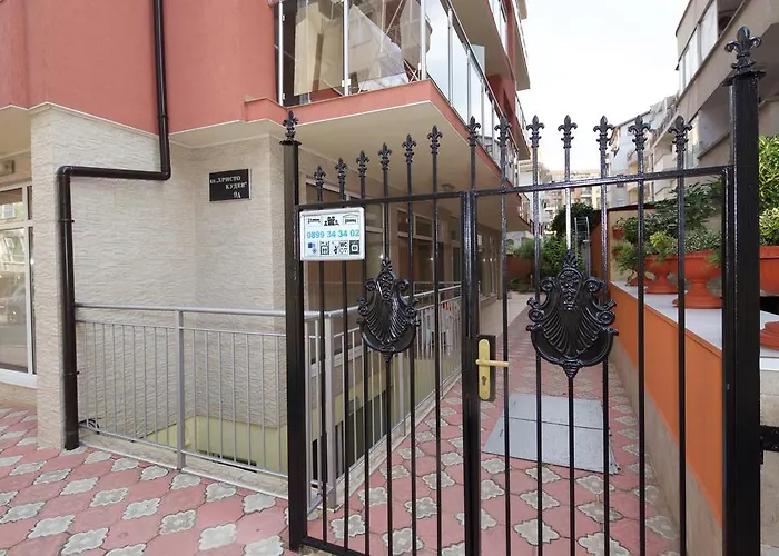 Red House Gæstehus Nessebar