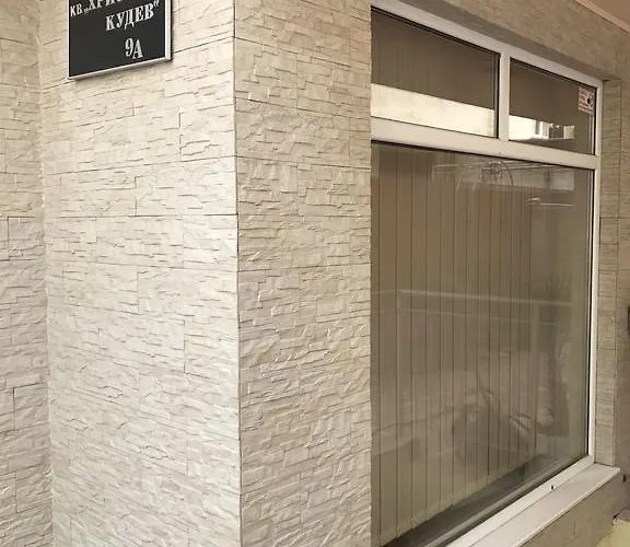 Red House 3* Nessebar